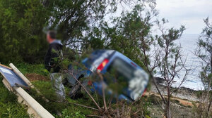 Άγιο είχε οδηγός στον ΒΟΑΚ – Το αυτοκίνητο συγκρατήθηκε από κλαδιά 