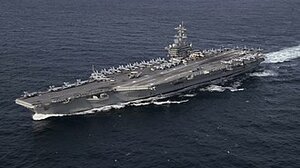Το Ιράν απειλεί να πλήξει το αεροπλανοφόρο USS Abraham Lincoln αν πλησιάσει τα Στενά του Ορμούζ