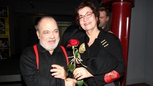 Συγκινεί η σύζυγος του Χρήστου Βαλαβανίδη: Βασανίστηκε πολύ, έμεινε 55 μέρες στο νοσοκομείο και μας πληγώνει