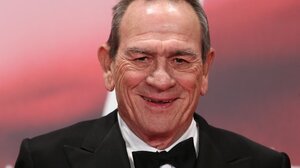 «The Lowdown»: Ο πρώτος τηλεοπτικός ρόλος του Τόμι Λι Τζόουνς μετά από 4 δεκαετίες