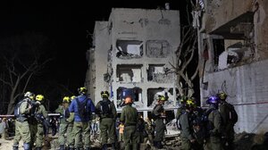 Πόλεμος στη Μέση Ανατολή: Τελεσίγραφο Τραμπ για τα Στενά του Ορμούζ με το Ιράν να απειλεί ενεργειακές υποδομές