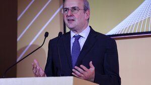 Κ. Χατζηδάκης: Ενισχύσεις με διευρυμένα εισοδηματικά κριτήρια σε 1,5 εκατ. νοικοκυριά και 70.000 πολύ μικρές επιχειρήσεις