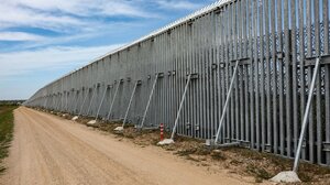 BBC: Βαρύτατες καταγγελίες για «μισθοφόρους» μετανάστες και παράνομα pushbacks στον Έβρο