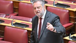 Μετά τον Κεδίκογλου και ο Παναγιωτόπουλος «κουνάει μαντίλι» στον ΣΥΡΙΖΑ