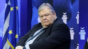 Βενιζέλος: «Πολιτικά, το Ανώτατο Δικαστικό Συμβούλιο πρέπει να ανανεώσει τη θητεία των Ευρωπαίων εισαγγελέων»