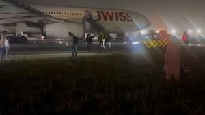 Τρόμος σε πτήση της Swiss Air: Τυλίχτηκε στις φλόγες ο κινητήρας λίγο πριν την απογείωση - Βίντεο
