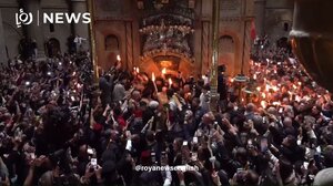 Ιεροσόλυμα: «Δεύτε λάβετε φως» - Πανηγυρικό κλίμα στην τελετή αφής του Αγίου Φωτός στον Ναό της Αναστάσεως