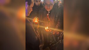 Το Άγιο Φως στην Κρήτη – Με κατάνυξη η υποδοχή - Δείτε βίντεο και φωτογραφίες