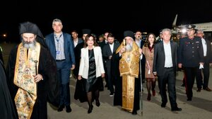 Σταύρος Αρναουτάκης: «Το Άγιο Φως μεταφέρει το μήνυμα της ελπίδας και της Ανάστασης σε ολόκληρη την Κρήτη» 