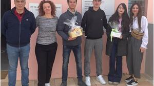 Το Λύκειο Αγίου Μύρωνα μοίρασε παιδικά παραμύθια και χαμόγελα στο Παιδικό Χωριό SOS 