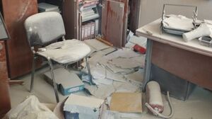 "Βομβαρδισμένο" το 5ο Γυμνάσιο και Λύκειο Γλυφάδας μετά την επιδρομή διαρρηκτών - Βίντεο και φωτογραφίες