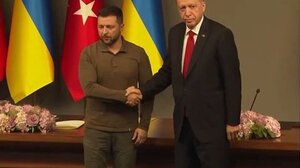 Ερντογάν και Ζελένσκι συναντήθηκαν στην Κωνσταντινούπολη και συζήτησαν για κοινά έργα εκμετάλλευσης φυσικού αερίου 