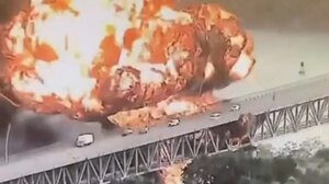 Σφοδρή έκρηξη κοντά στη Διώρυγα του Παναμά: Ένας νεκρός και δύο τραυματίες