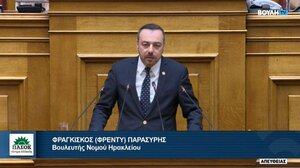 Φρ. Παρασύρης: «Εμμένει το Υπουργείο Πολιτισμού για την απαγόρευση της στάθμευσης σε χώρους των ενετικών τειχών» 