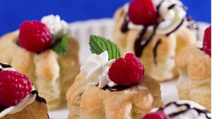 Εορτολόγιο: Ποιοι γιορτάζουν σήμερα, 5 Απριλίου