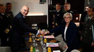 Δένδιας για συνάντηση με Γαλλίδα ομόλογό του: Συζητήσαμε τρόπους σύσφιγξης των άριστων σχέσεων