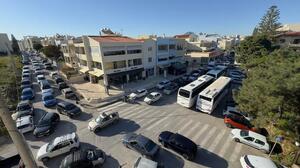 Παράπονα για τα τουριστικά λεωφορεία στην Κηπούπολη