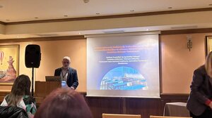 Διευθυντής διανύει καθημερινά 95 χιλιόμετρα μόνο στο… πήγαινε για το σχολείο!