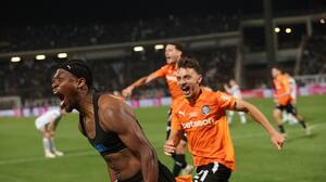 "Βροχή" τα συγχαρητήρια μηνύματα για τον ΟΦΗ