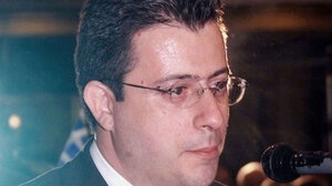 Πέθανε ο δημοσιογράφος Νίκος Παπαδάκος