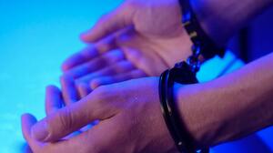 Μεταγωγών: Ήταν εκτός υπηρεσίας άλλα τον «τσίμπησαν» για την κόκα στο κρουασάν