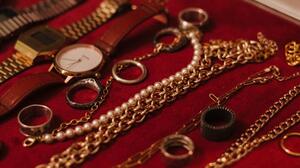 Ηράκλειο: Ένταλμα σύλληψης σε 21χρονο για "χρυσές" άπατες