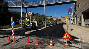 Σοβαρά τώρα; Ασφαλτόστρωση στην Πλαστήρα;