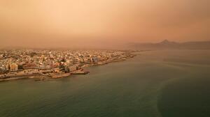 Αφρικανική σκόνη: Τα ύποπτα συμπτώματα που πρέπει να ανησυχήσουν