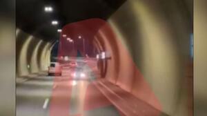 Τρόμος στην Εθνική Πατρών - Πύργου: Μπήκε στο τούνελ με την όπισθεν - Δείτε βίντεο