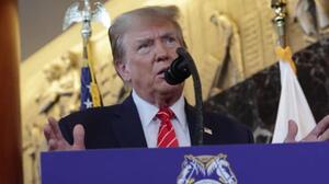 Τραμπ: "Ζήτησα από την Κίνα να μην στείλει όπλα στο Ιράν"