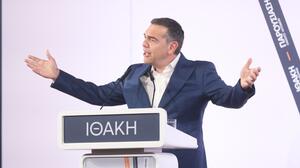 Αλέξης Τσίπρας: «Έπρεπε να πάρει κύπελλο ο ΟΦΗ για να επιστρέψω στο Ηράκλειο»