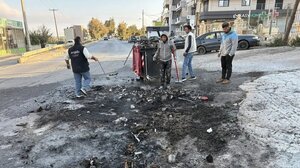 "Έχουμε πολλά χρόνια να πάμε στην ενορία μας για την Ανάσταση"