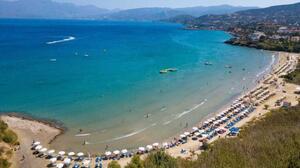 Δήμος Αγίου Νικολάου: Και φέτος πρώτη θέση στην Κρήτη με 27 Γαλάζιες Σημαίες στις ακτές του