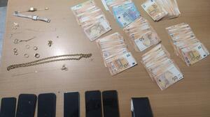 Φθιώτιδα: Απατεώνες απέσπασαν 40.000 ευρώ και κοσμήματα από γυναίκα στο Δομοκό