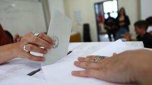 Δύο... πρώτοι ξανά στις φοιτητικές εκλογές: Τα ποσοστά που δίνουν ΔΑΠ και Πανσπουδαστική