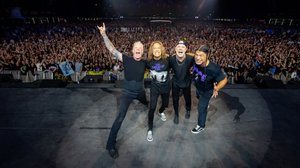 Metallica: Πυρετώδεις προετοιμασίες για τη συναυλία της χρονιάς - Στο ΟΑΚΑ τα πρώτα φορτηγά