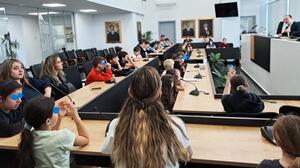 Μαθητές του 8ου Δημοτικού Ρεθύμνου επισκέφθηκαν το Δημαρχείο