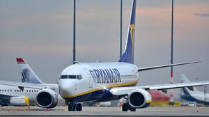 Η Ryanair κλείνει τη βάση της στη Θεσσαλονίκη - Απώλεια 700.000 επιβατικών θέσεων - Τί σημαίνει αυτό για την Κρήτη