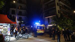 Τούρκος το θύμα της εκτέλεσης στα Εξάρχεια: Πού στρέφονται οι έρευνες - O σκύλος του θύματος έμεινε δίπλα στη σορό