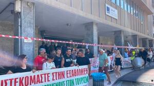 Ξανά στους δρόμους οι αγρότες των Χανίων: Μηχανοκίνητη πορεία και αποκλεισμός της Εφορίας