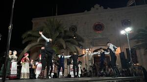 Πλήθος κόσμου στη μουσικοχορευτική εκδήλωση για την 60η επέτειο της Επανακομιδής της Τιμίας Κάρας του Αγίου Τίτου