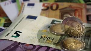 ΑΑΔΕ: Σε καθεστώς «ανεπίδεκτων» είσπραξης επιπλέον 6 δισ. ευρώ 