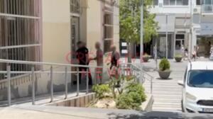 Ενώπιον της ανακρίτριας για την απολογία του ο 83χρονος οδηγός για τη φονική αναστροφή - Δείτε βίντεο