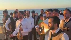 Ηράκλειο: "Πλημμύρισε" με μελωδικές καντάδες ο Κούλες!