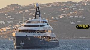 Με superyacht 75 μέτρων στη Μύκονο ο Μάικλ Τζόρνταν