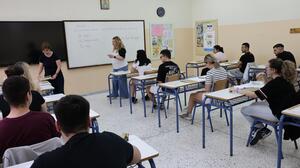 Πανελλήνιες 2026: Δείτε θέματα, λύσεις και απαντήσεις στα μαθήματα Προσανατολισμού των ΓΕΛ