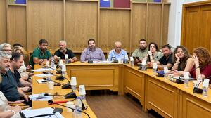 Στήριξη και στρατηγικός σχεδιασμός για τη μελισσοκομία στην Κρήτη