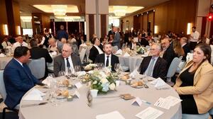 Ποιο «σατανικό» μυαλό έβαλε στο ίδιο τραπέζι Άδωνι, Ζωή και Ανδρουλάκη; 