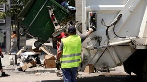 Ηράκλειο: Όταν τα απορριμματοφόρα εγκυμονούν κινδύνους για τη δημόσια υγεία!