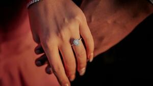 Divorce rings: Η νέα αγορά πίσω από τα διαμάντια του διαζυγίου
